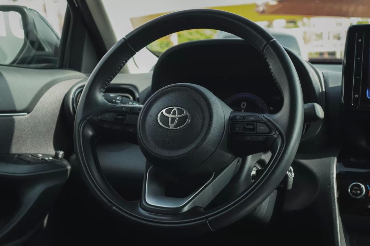 toyota-yaris-cross-2025-hibrido-a-gasolina-1490cc