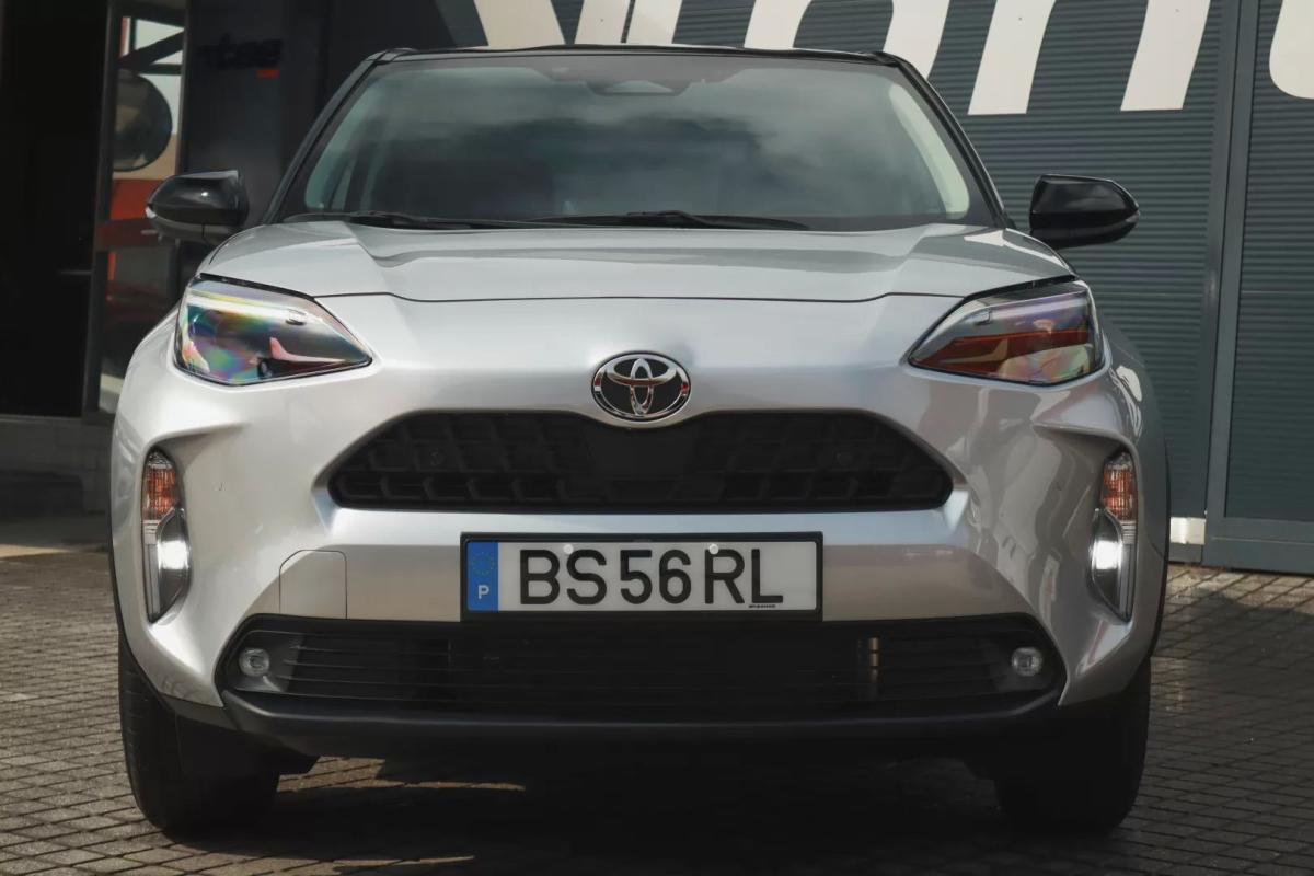 toyota-yaris-cross-2025-hibrido-a-gasolina-1490cc