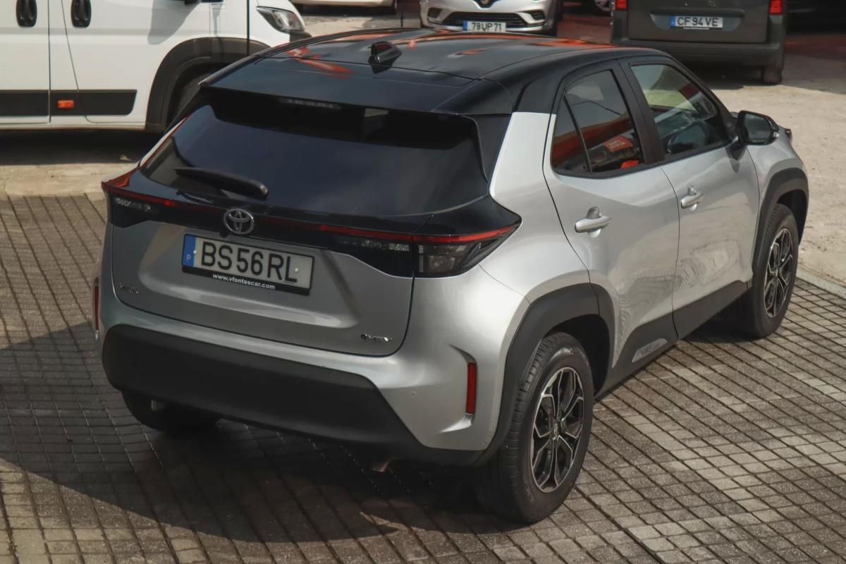 toyota-yaris-cross-2025-hibrido-a-gasolina-1490cc