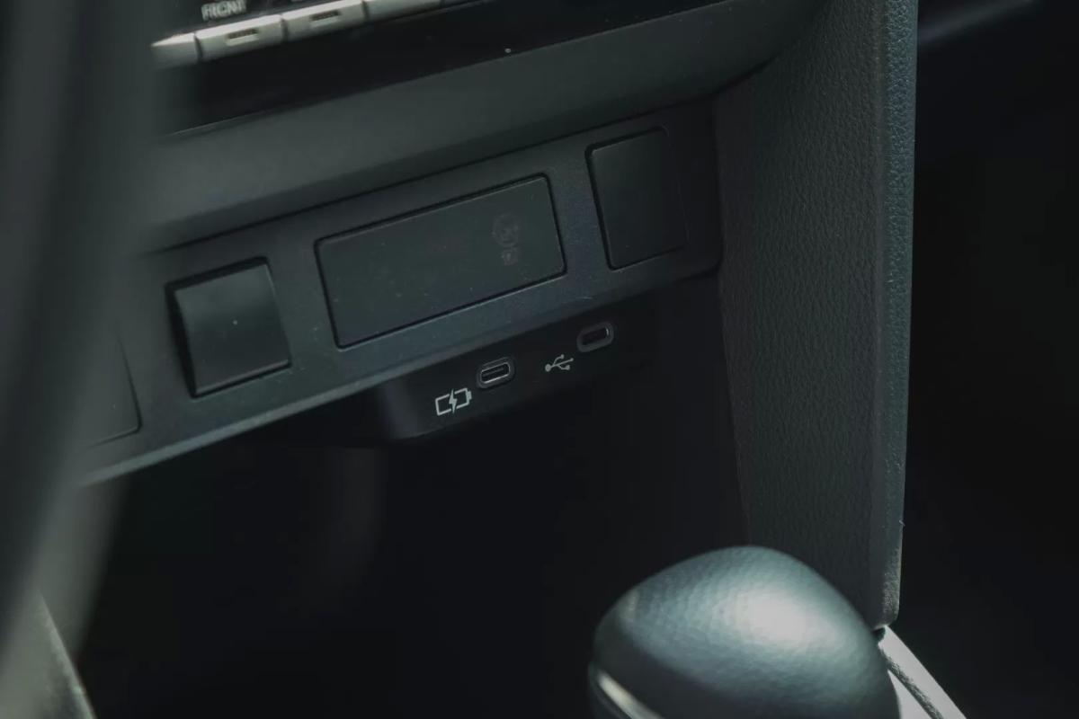 toyota-yaris-cross-2025-hibrido-a-gasolina-1490cc