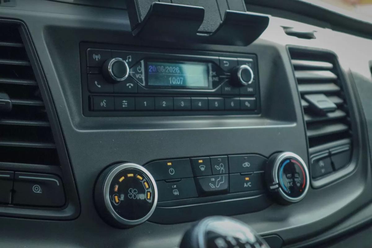 ford-transit-2021-diesel-2cc