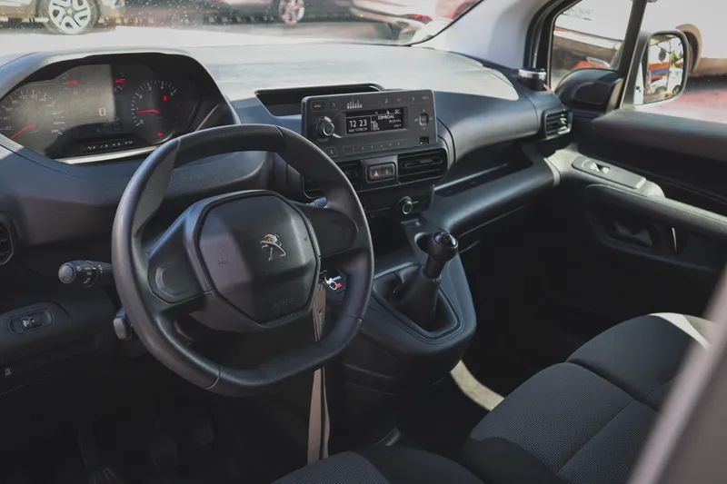 peugeot-partner-2019-diesel-1560cc