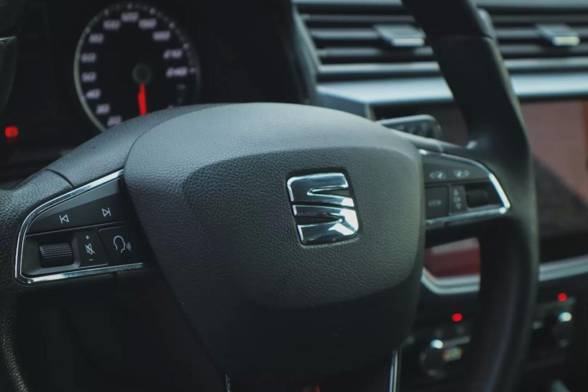 seat-arona-2020-gasolina-999cc