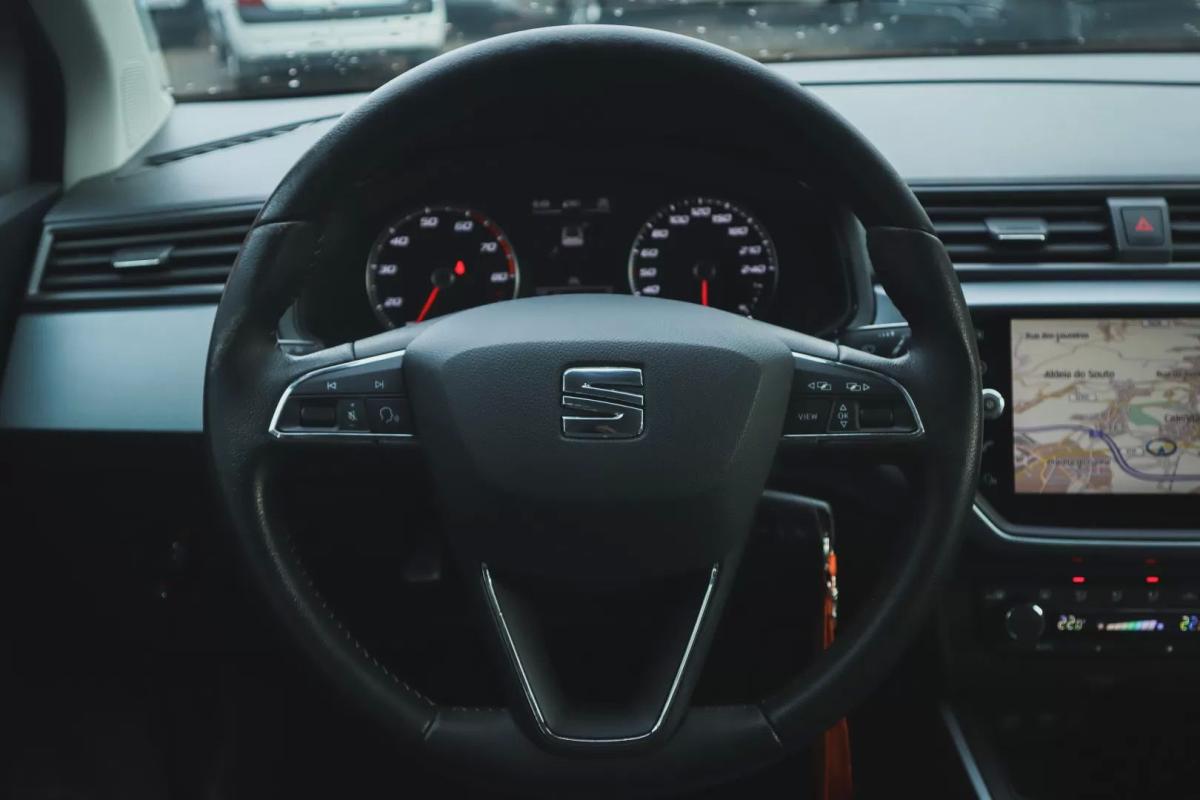 seat-arona-2020-gasolina-999cc