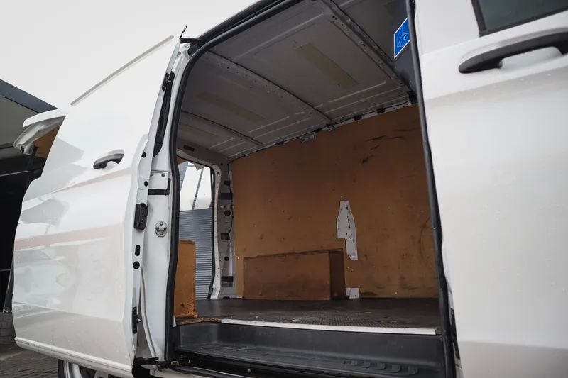 mercedes-benz-vito-2019-diesel-1598cc