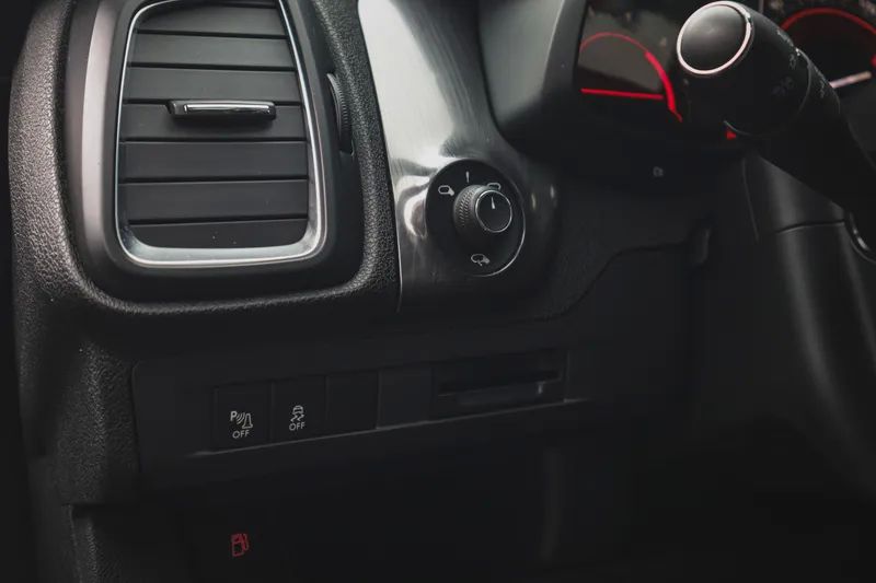 ds-ds-5-2018-diesel-1560cc