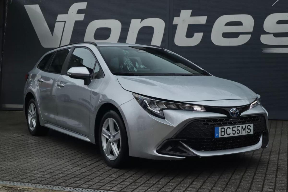 toyota-corolla-sw-2023-hibrido-a-gasolina-1798cc