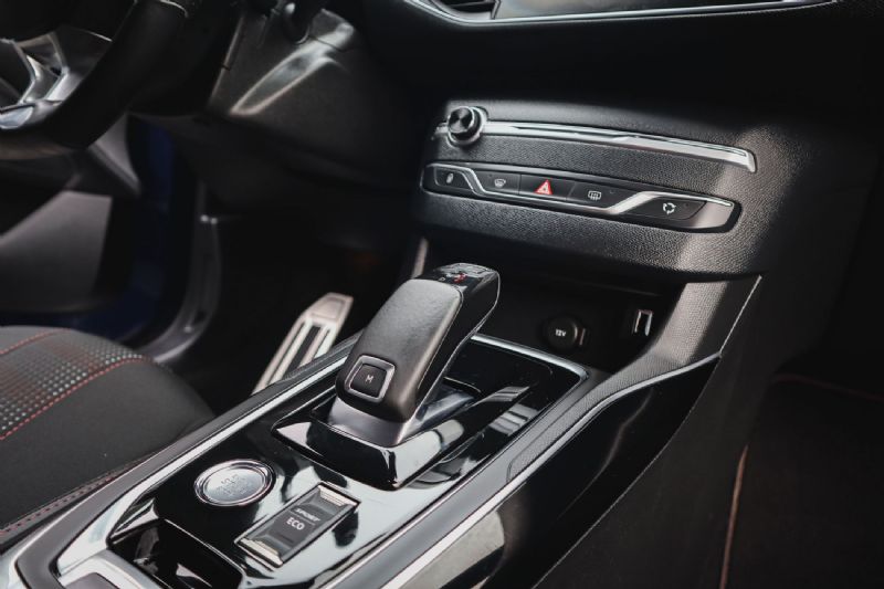 peugeot-308-sw-2018-gasolina-1200cc
