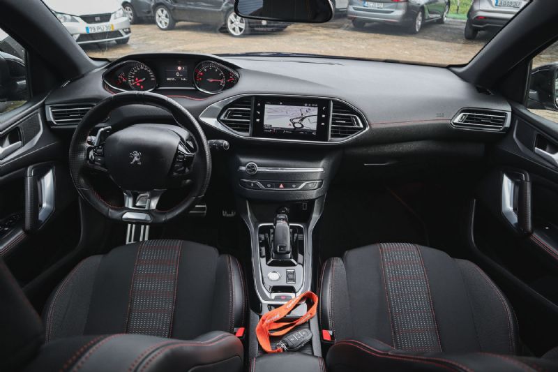 peugeot-308-sw-2018-gasolina-1200cc