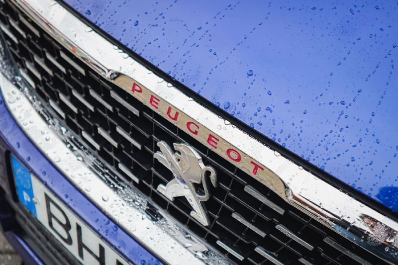 peugeot-308-sw-2018-gasolina-1200cc