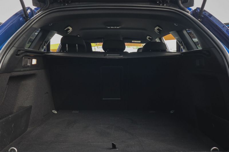 peugeot-308-sw-2018-gasolina-1200cc