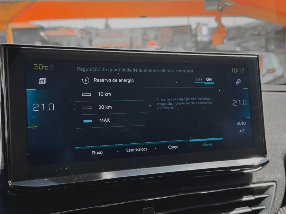 peugeot-3008-2023-hibrido-1598cc