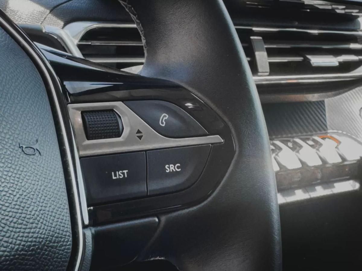 peugeot-3008-2023-hibrido-1598cc