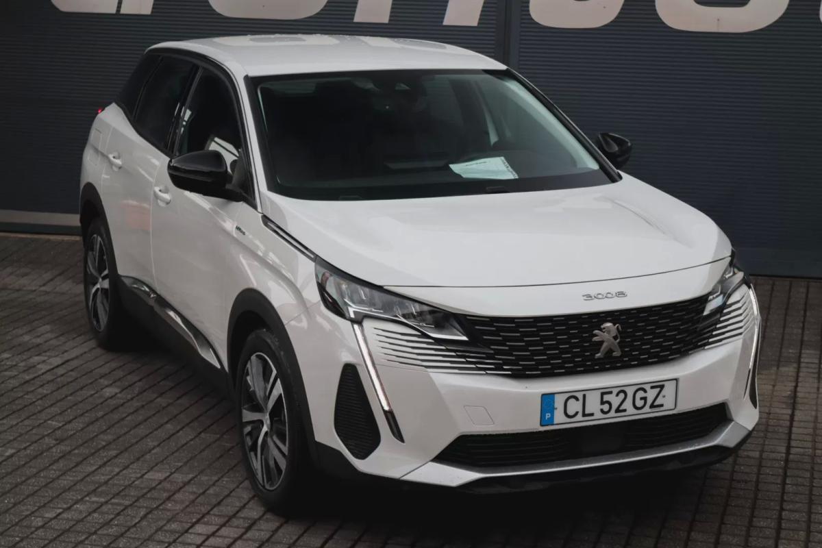 peugeot-3008-2023-hibrido-1598cc