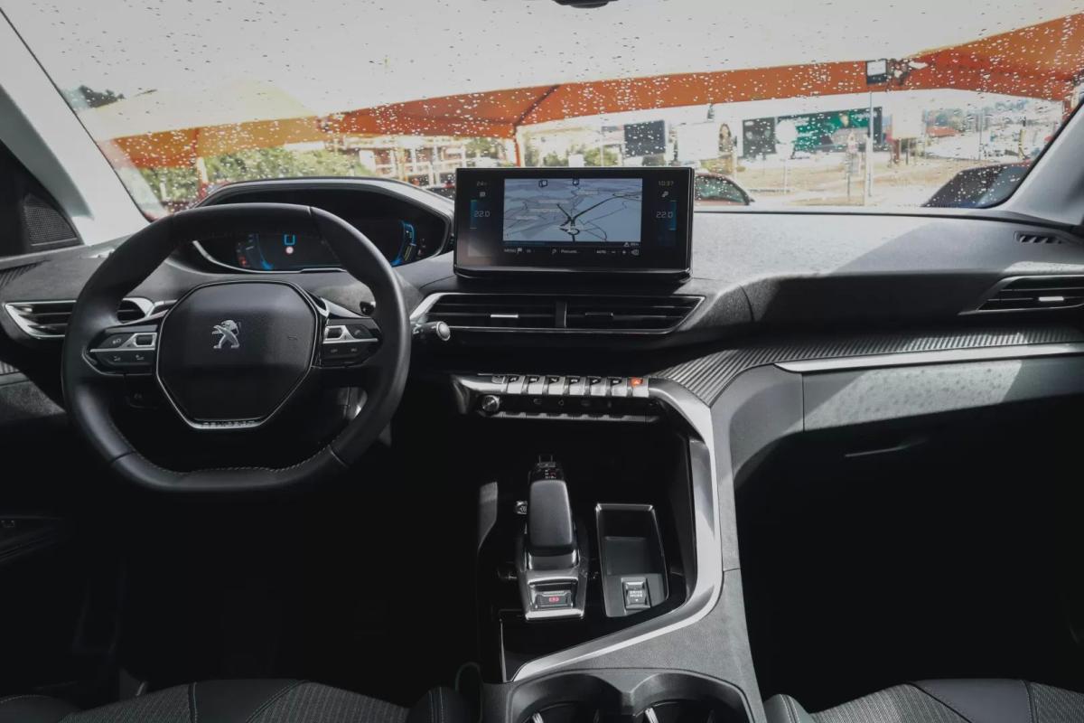 peugeot-3008-2023-hibrido-1598cc