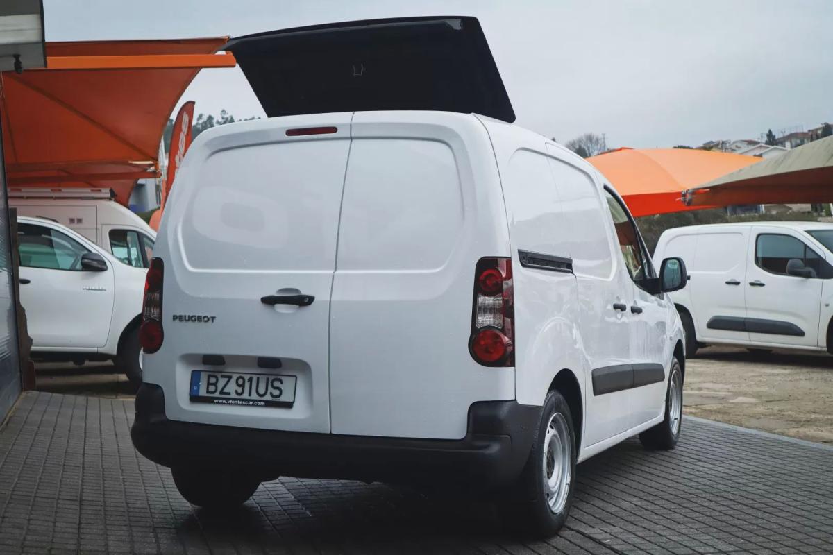 peugeot-partner-2018-diesel-1560cc