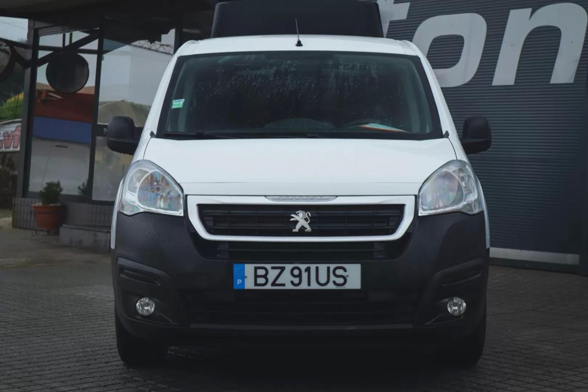 peugeot-partner-2018-diesel-1560cc