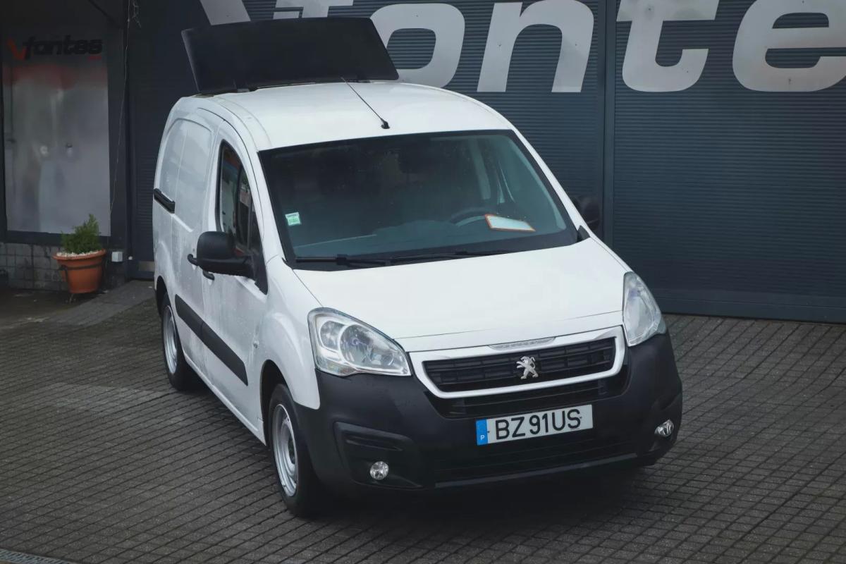 peugeot-partner-2018-diesel-1560cc