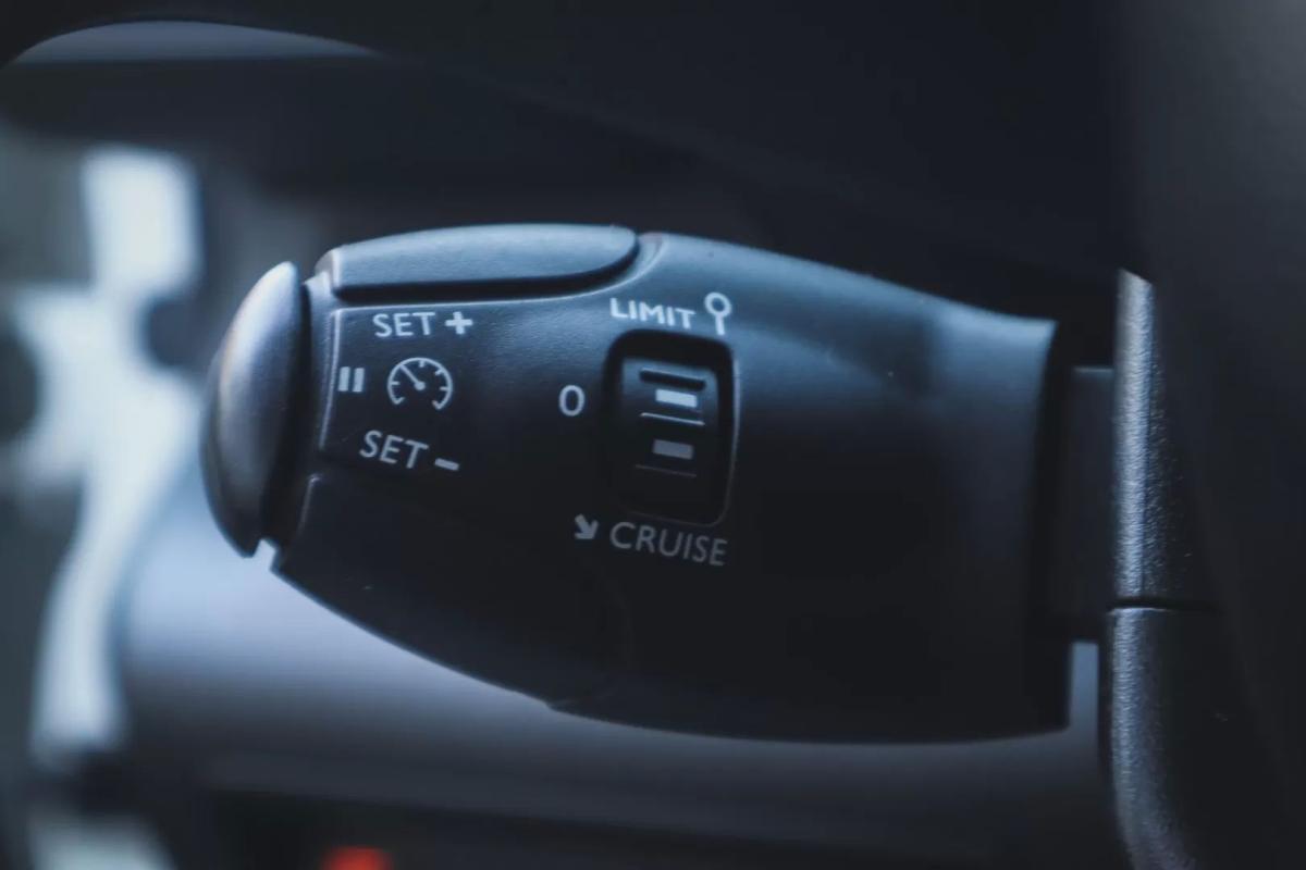 peugeot-partner-2018-diesel-1560cc