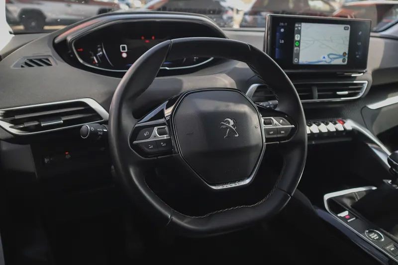 peugeot-5008-2022-gasolina-1199cc