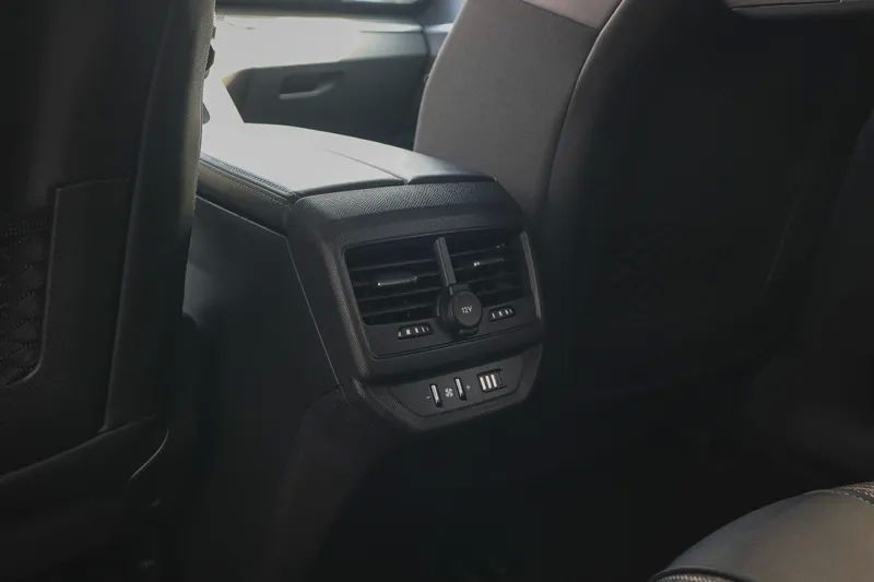peugeot-5008-2022-gasolina-1199cc