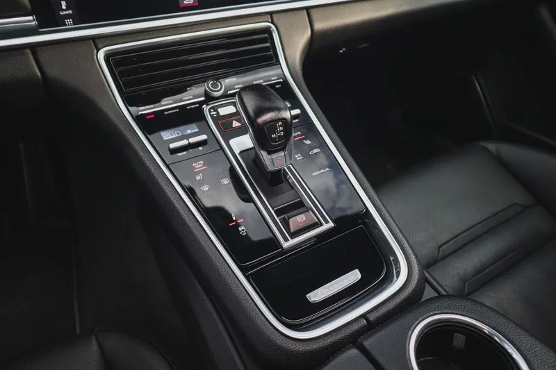 porsche-panamera-sport-turismo-2019-hibrido-a-diesel-2900cc