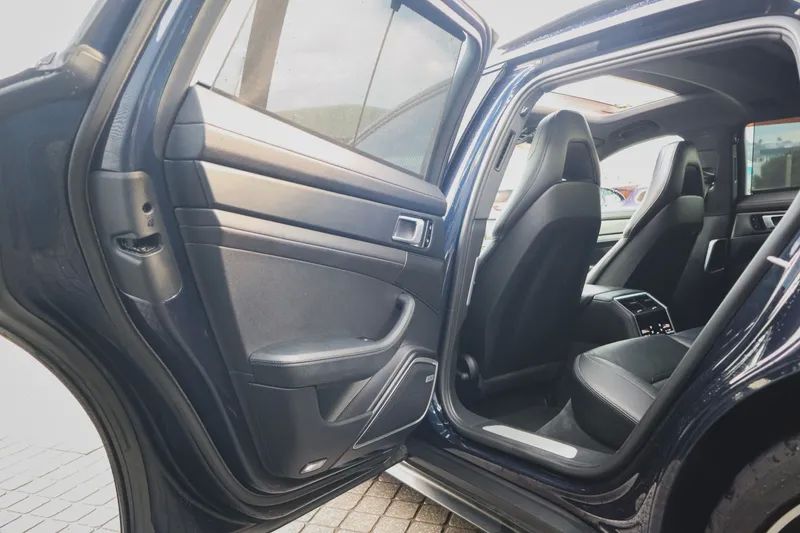 porsche-panamera-sport-turismo-2019-hibrido-a-diesel-2900cc