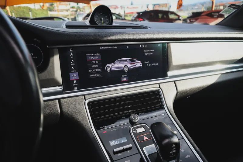 porsche-panamera-sport-turismo-2019-hibrido-a-diesel-2900cc