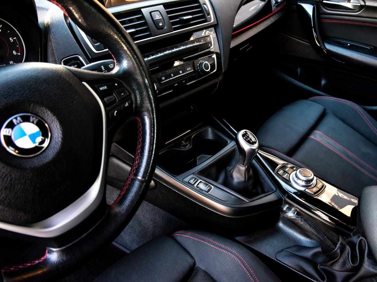 bmw-serie-1-118d-2016-diesel-1995cc
