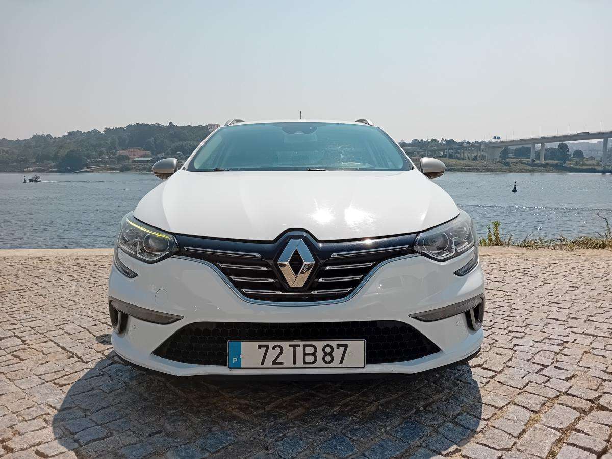 renault-megane-sport-tourer-2017-diesel-1461cc