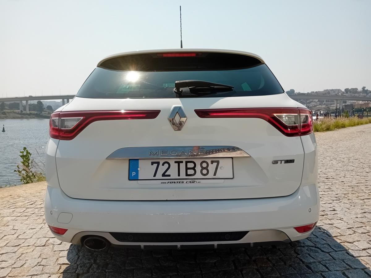 renault-megane-sport-tourer-2017-diesel-1461cc