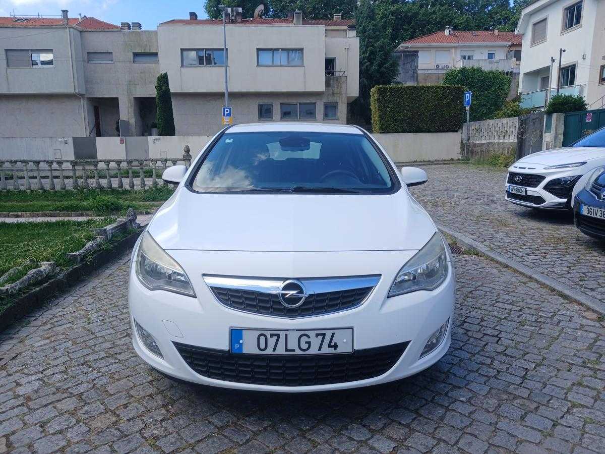 opel-astra-2011-diesel-1686cc