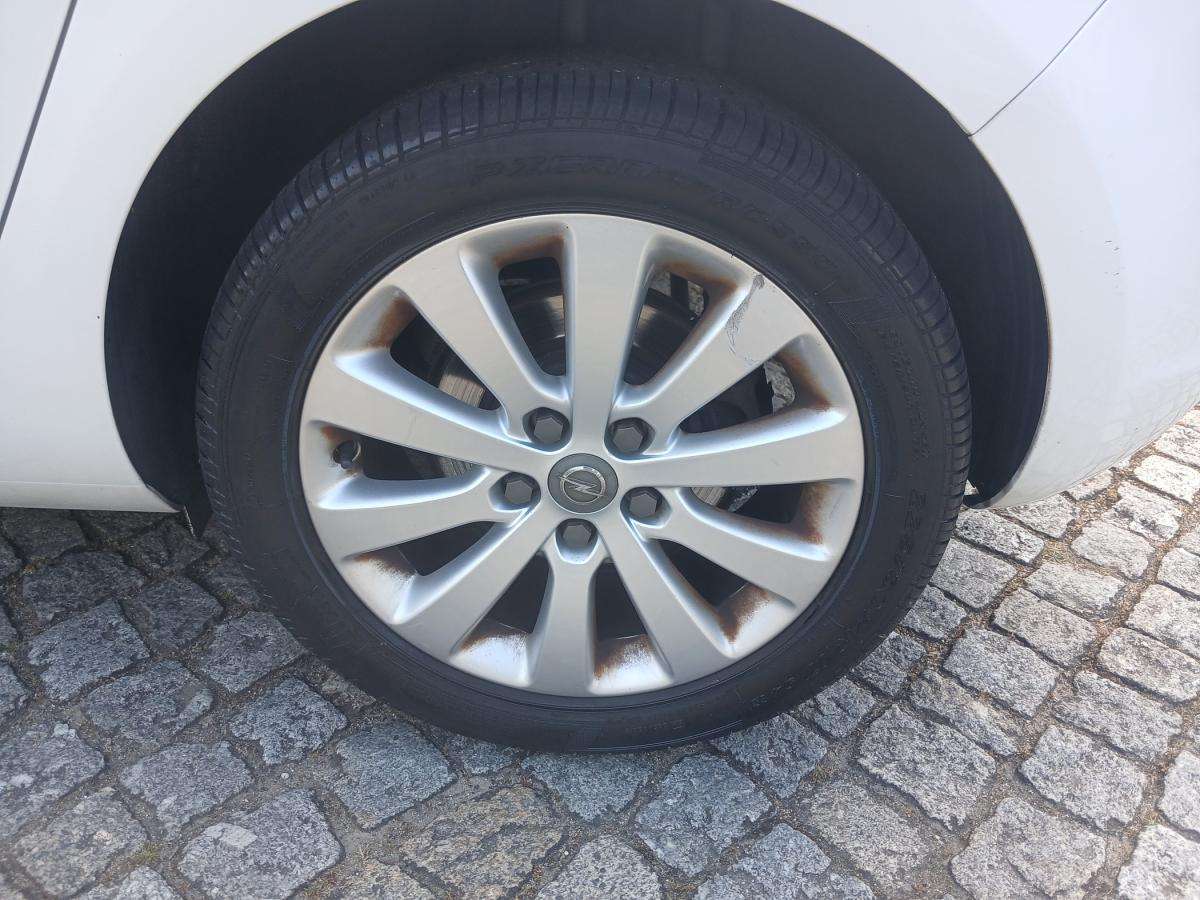 opel-astra-2011-diesel-1686cc