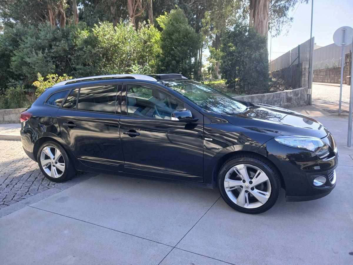 renault-megane-sport-tourer-2012-diesel-1461cc