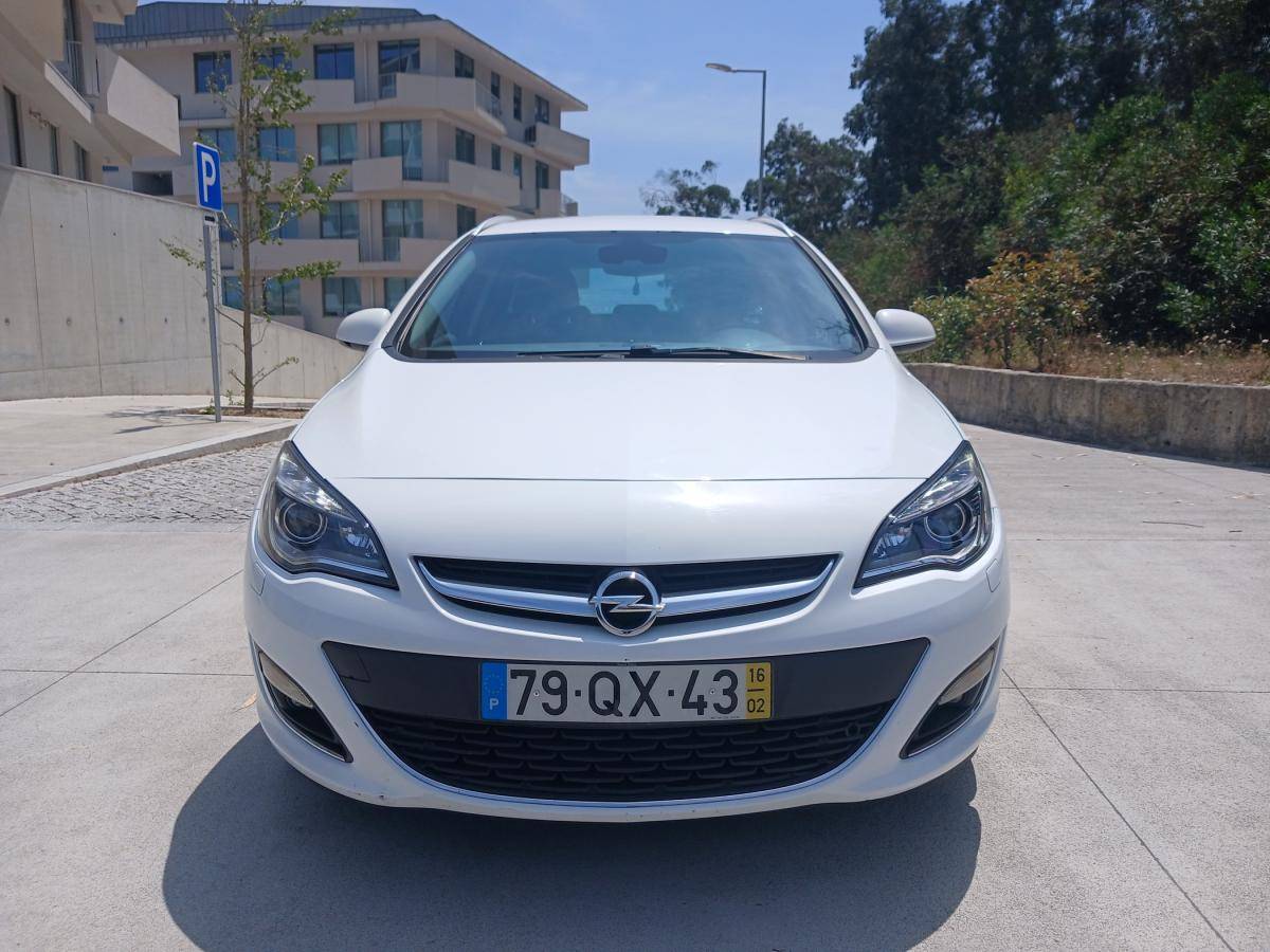 opel-astra-sport-tourer-2016-diesel-1598cc