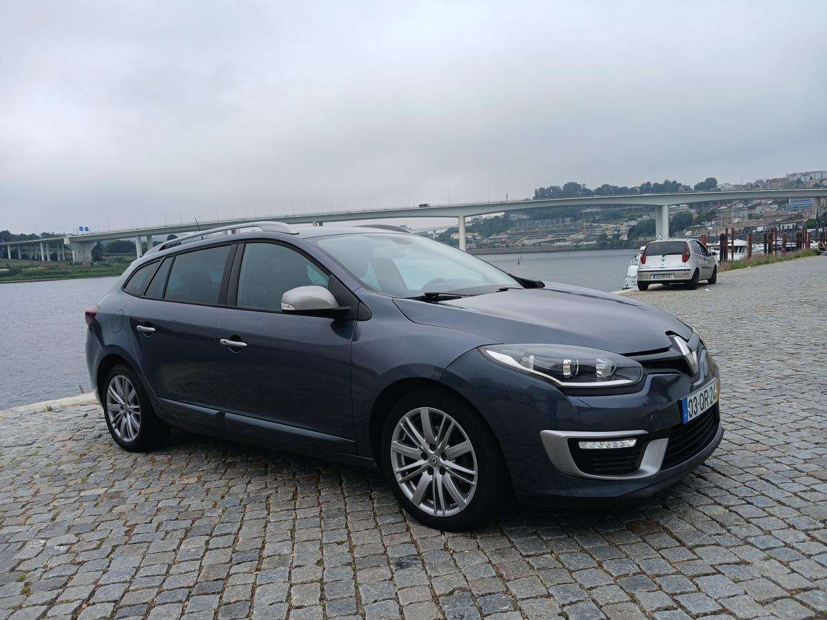 renault-megane-sport-tourer-2015-diesel-1461cc