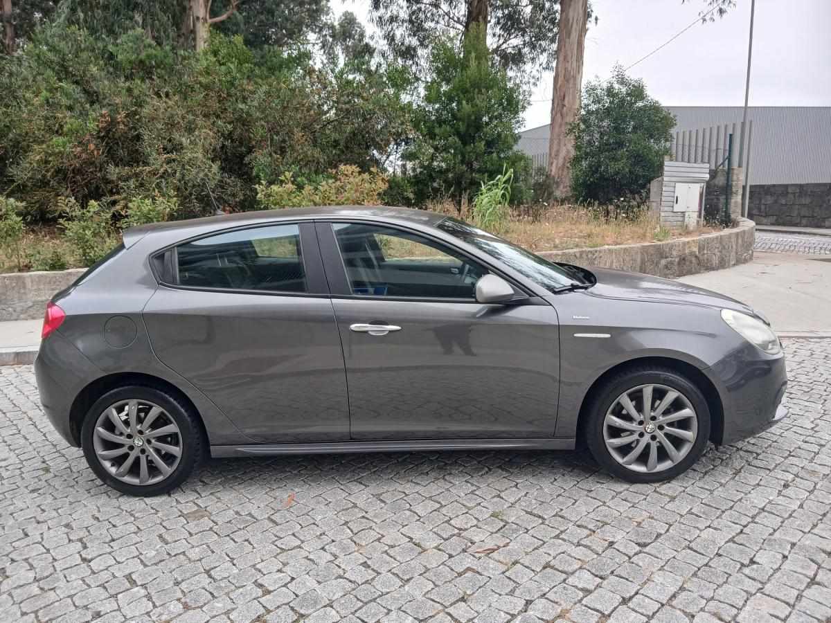 alfa-romeo-giulietta-2013-diesel-1598cc