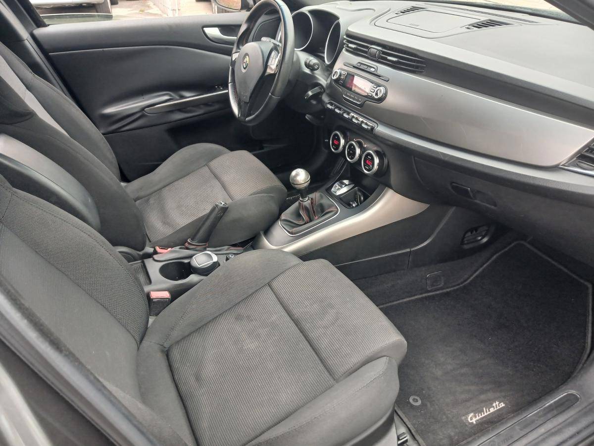 alfa-romeo-giulietta-2013-diesel-1598cc