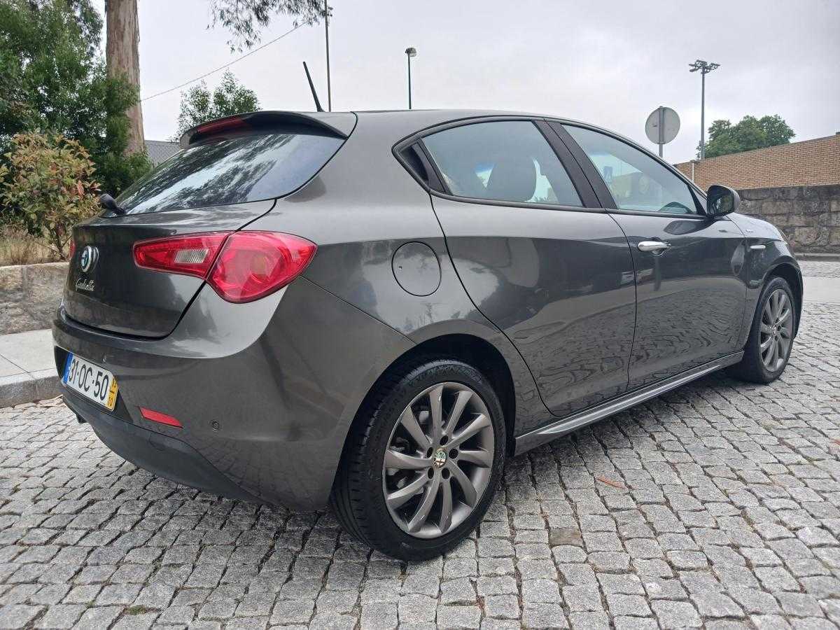 alfa-romeo-giulietta-2013-diesel-1598cc