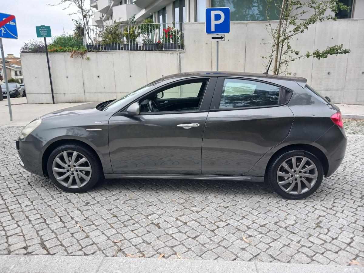 alfa-romeo-giulietta-2013-diesel-1598cc