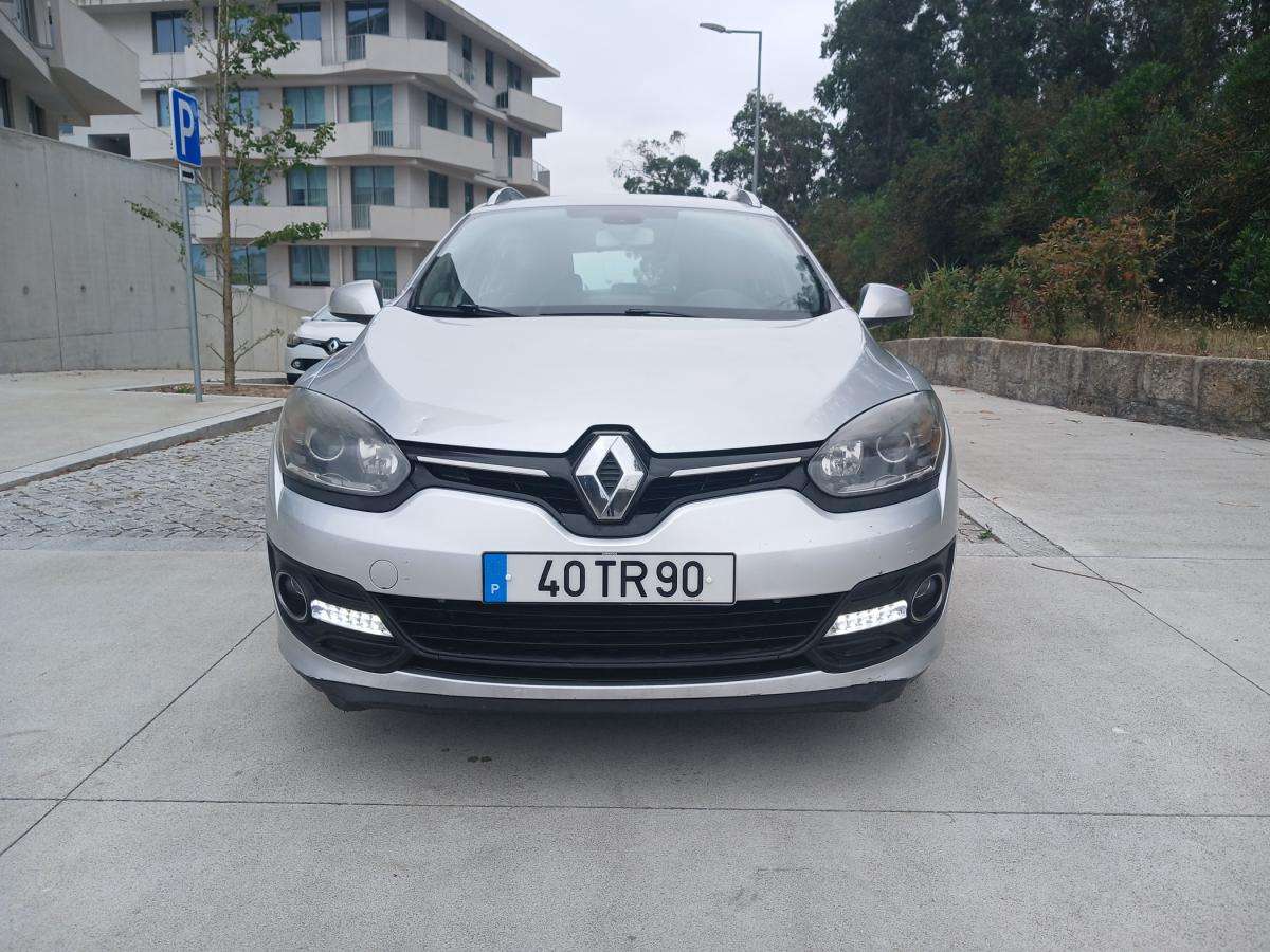renault-megane-sport-tourer-2014-diesel-1461cc