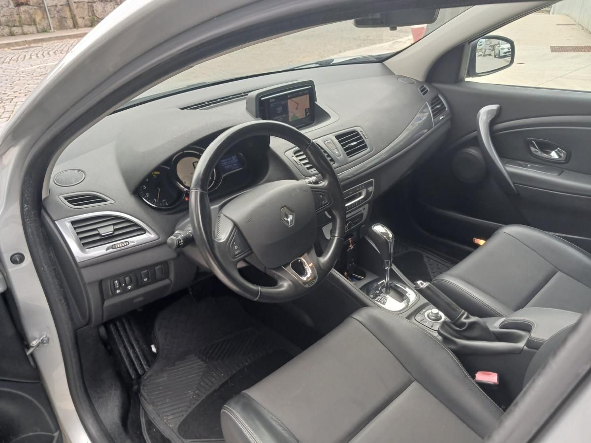 renault-megane-sport-tourer-2014-diesel-1461cc