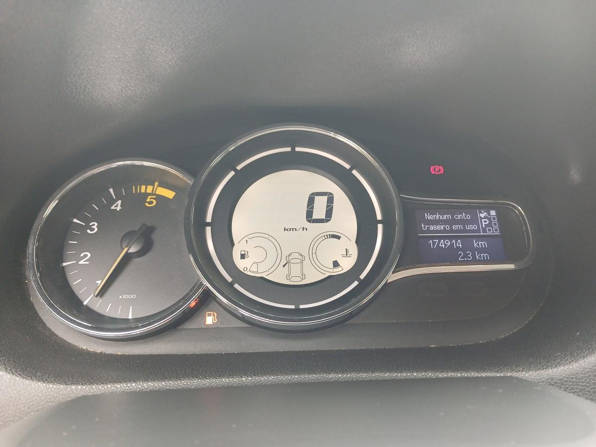 renault-megane-sport-tourer-2014-diesel-1461cc