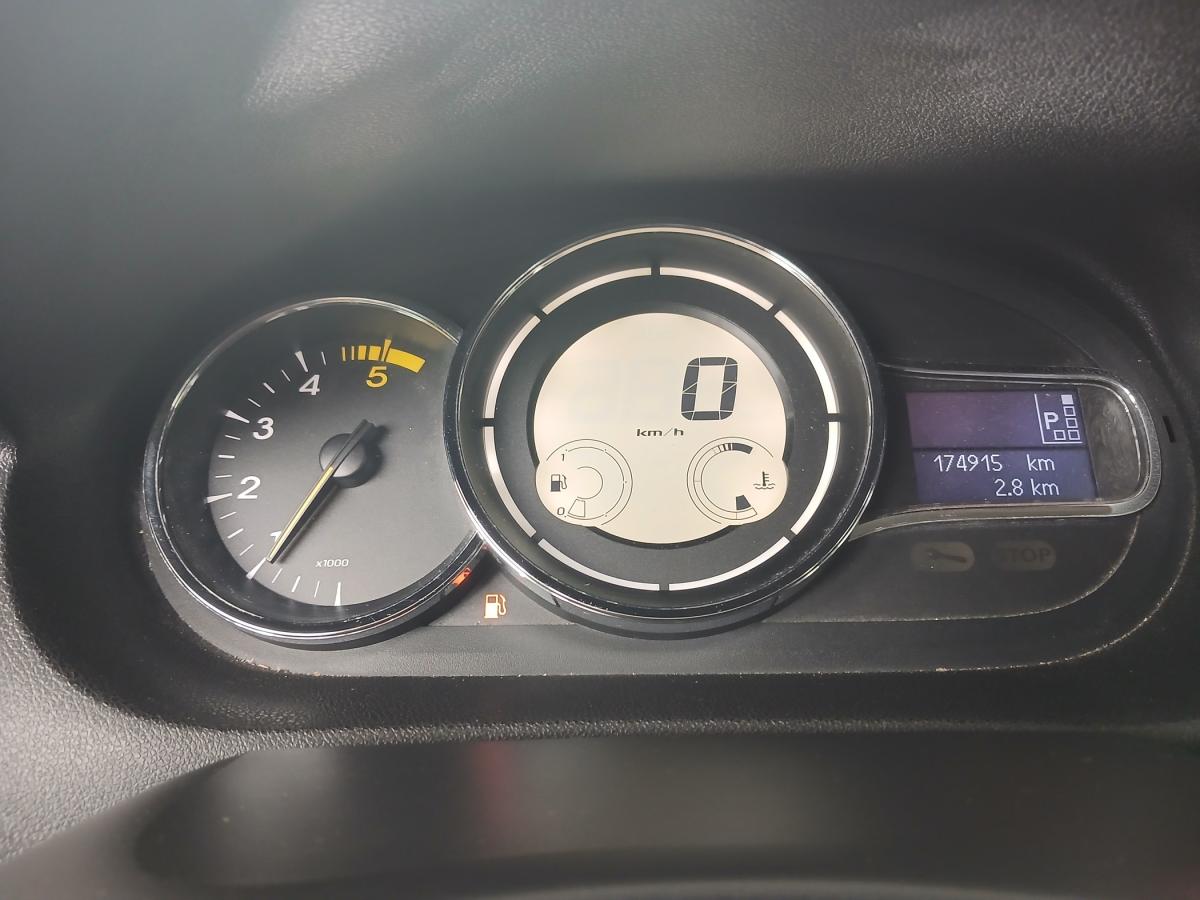 renault-megane-sport-tourer-2014-diesel-1461cc