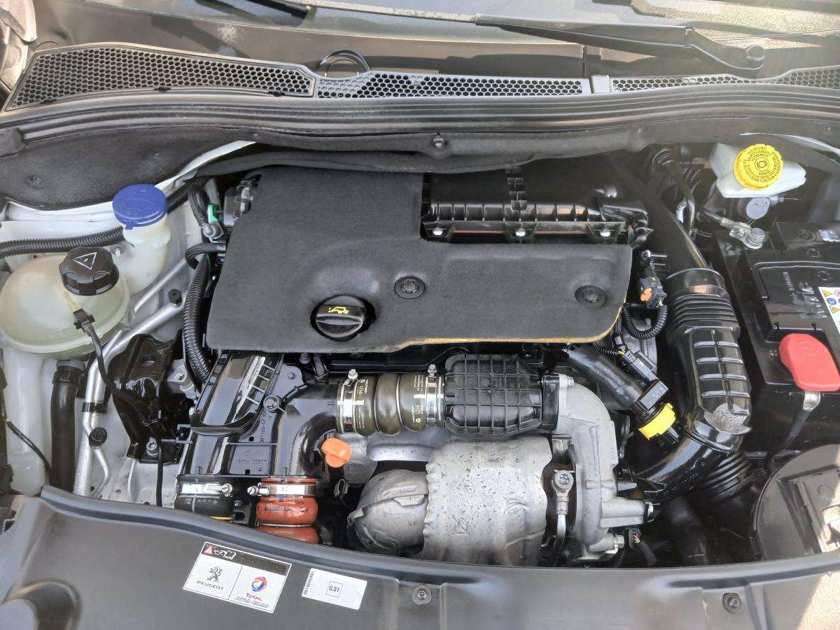 peugeot-2008-2016-diesel-1560cc