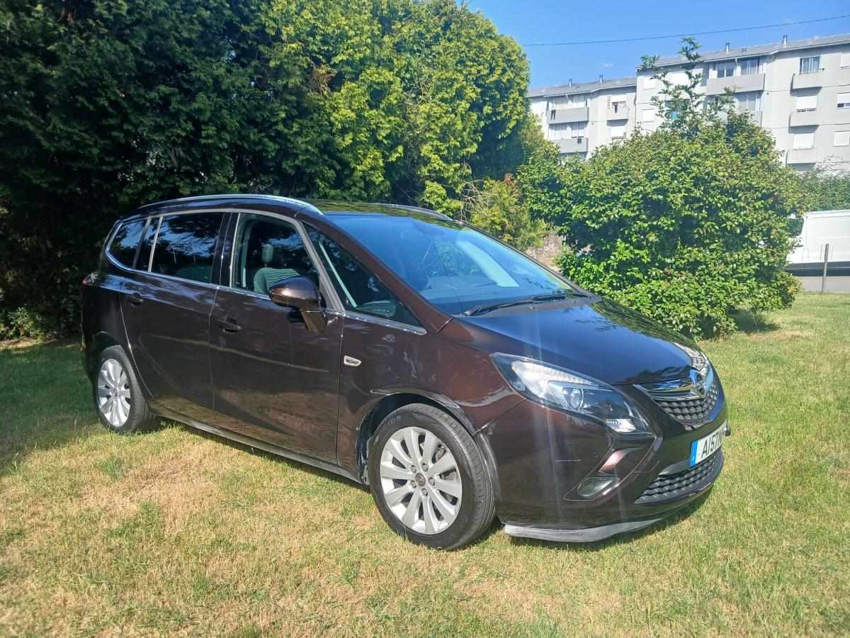 opel-zafira-2015-diesel-1598cc