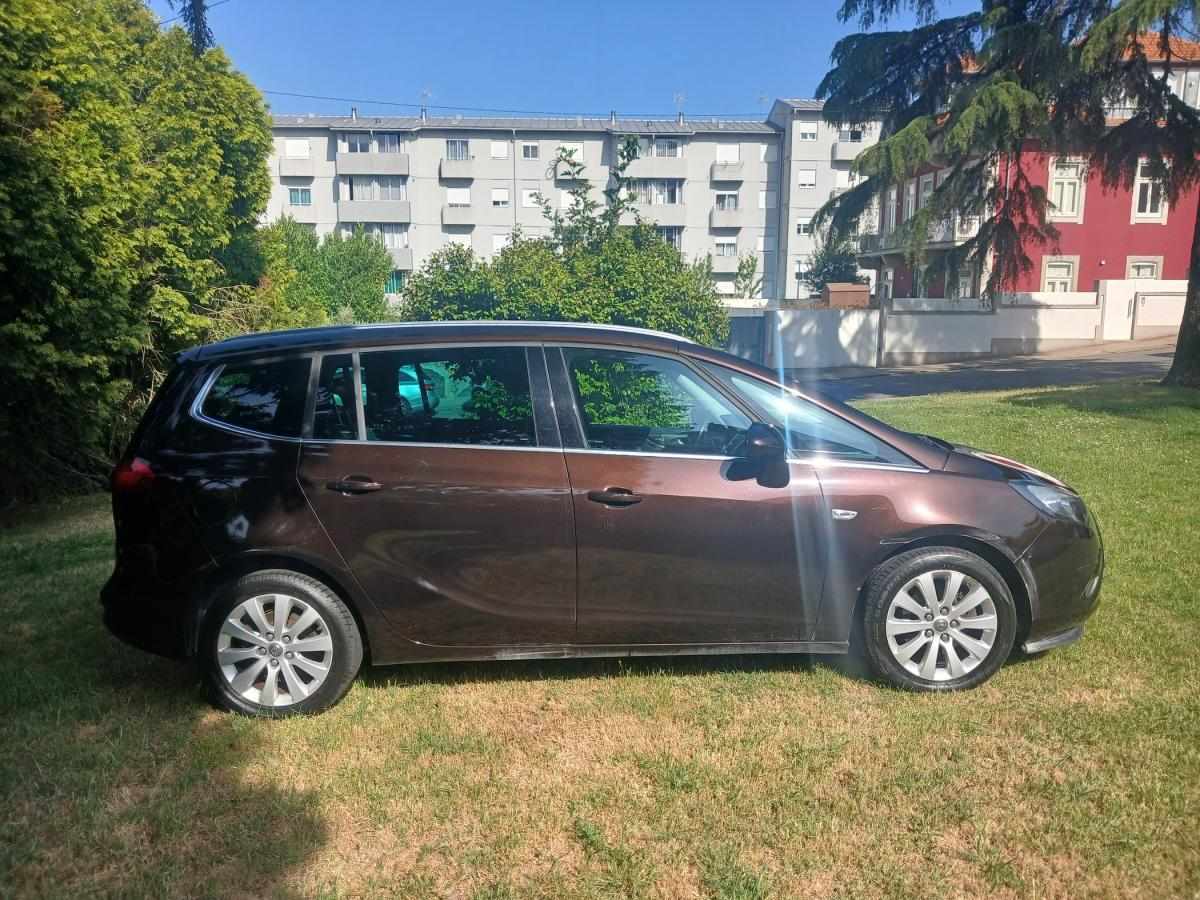 opel-zafira-2015-diesel-1598cc