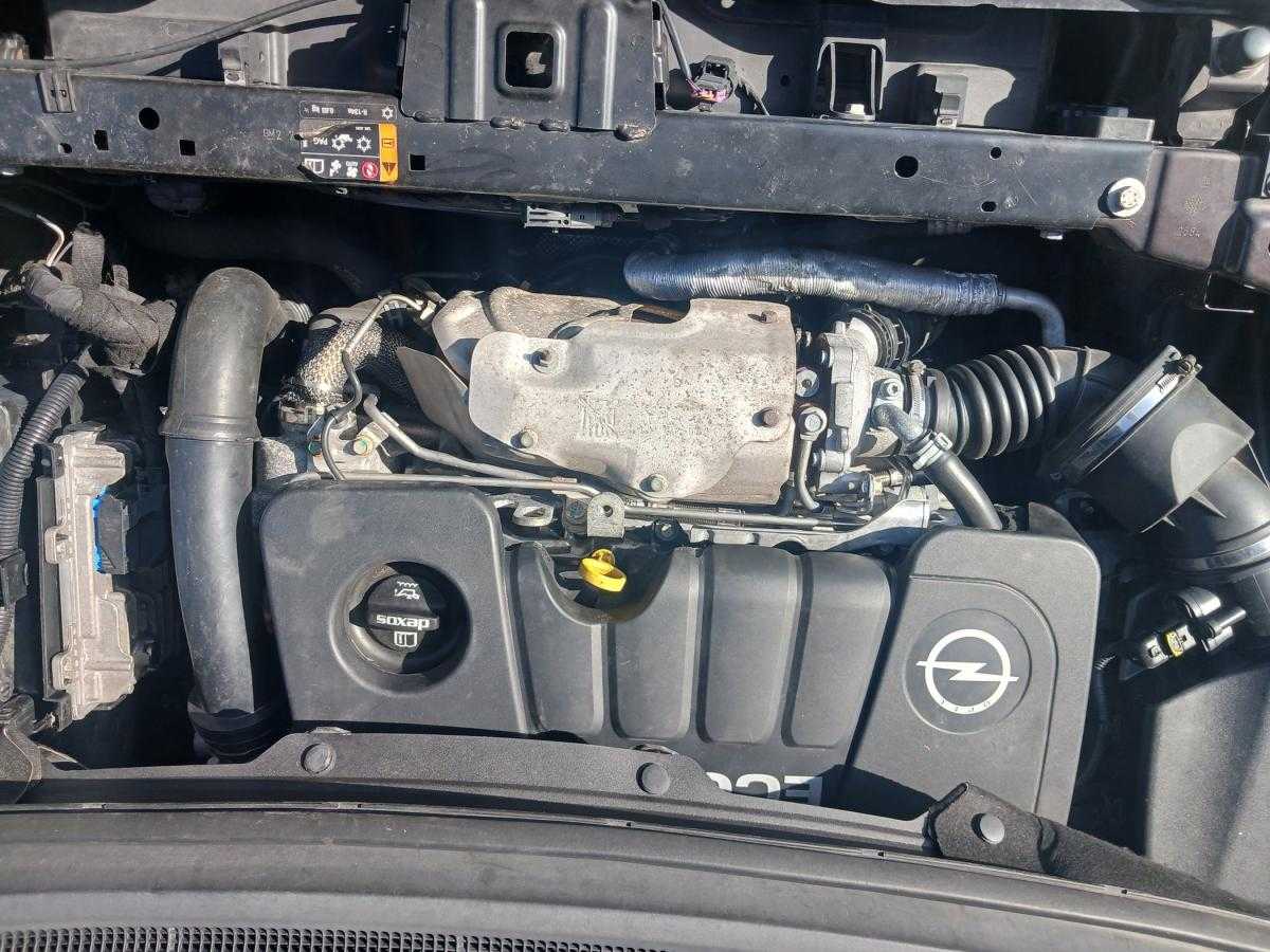 opel-zafira-2015-diesel-1598cc