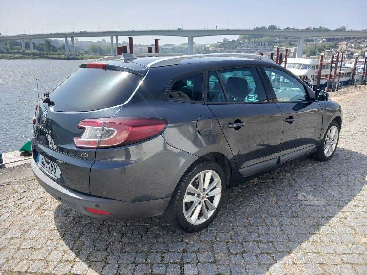 renault-megane-sport-tourer-2009-diesel-1461cc
