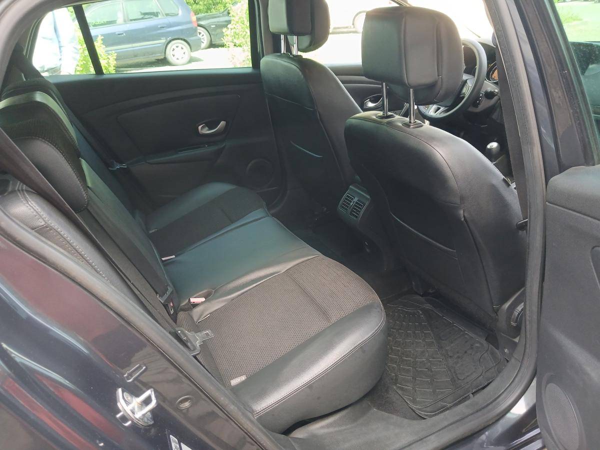 renault-megane-sport-tourer-2009-diesel-1461cc